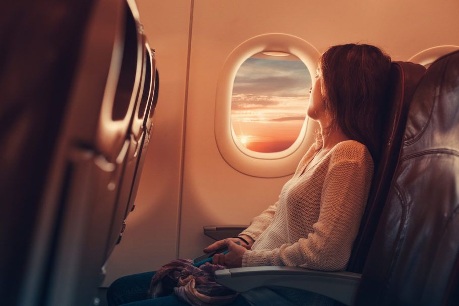Como ficar saudável viajando no avião
